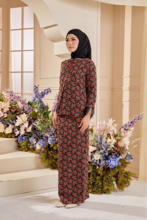 KURUNG KEKWA BLACK ROSE