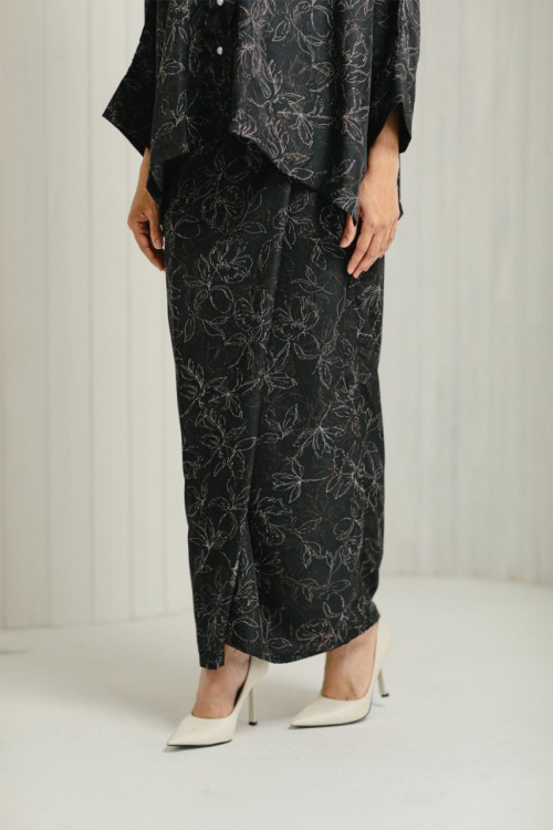 KURUNG DAHLIA BLACK MARBLE