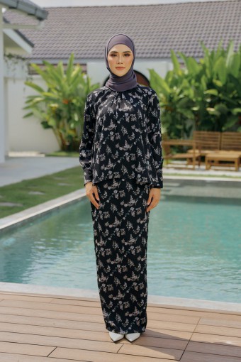 KURUNG LAURA GRACEFUL BLACK