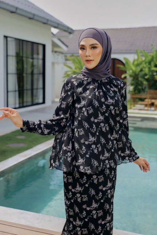 KURUNG LAURA GRACEFUL BLACK