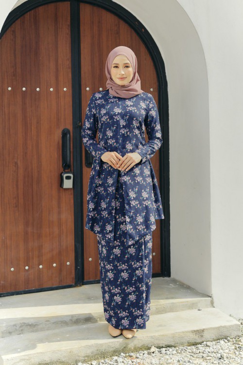 KURUNG KHADEEJAH NILAM