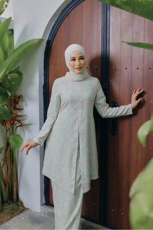 KURUNG KHADEEJA SERI PANDAN