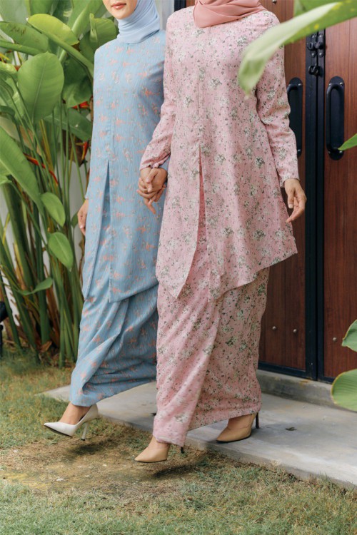 KURUNG KHADEEJA BIRU CERAKA