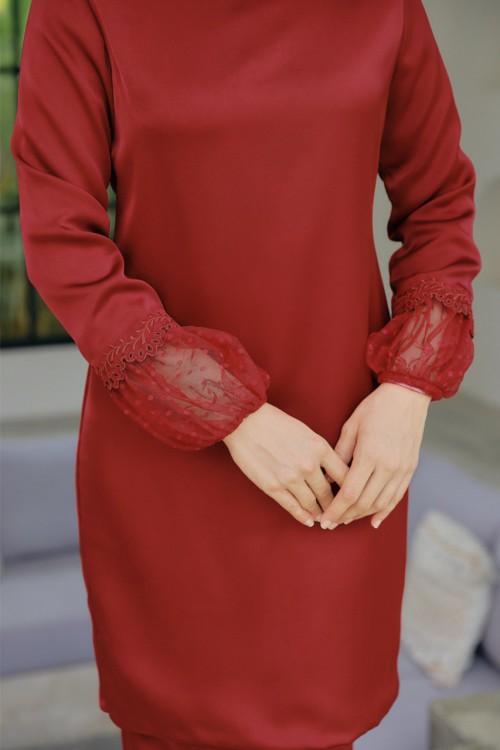 KURUNG AMEENA MAROON