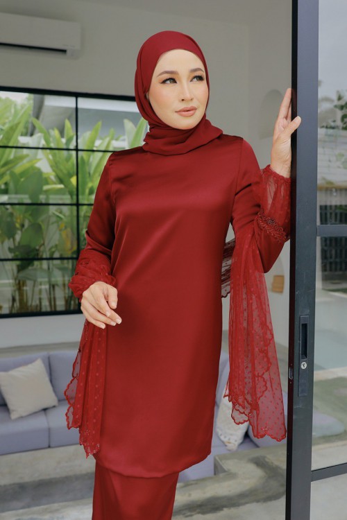 KURUNG AMEENA MAROON