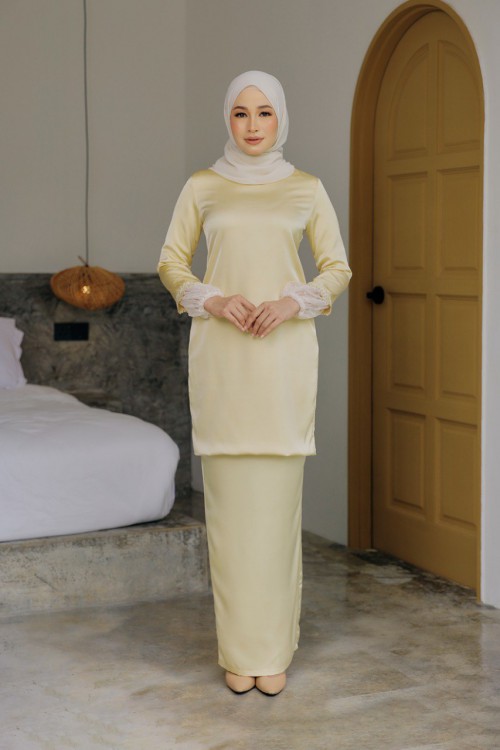 KURUNG AMEENA YELLOW